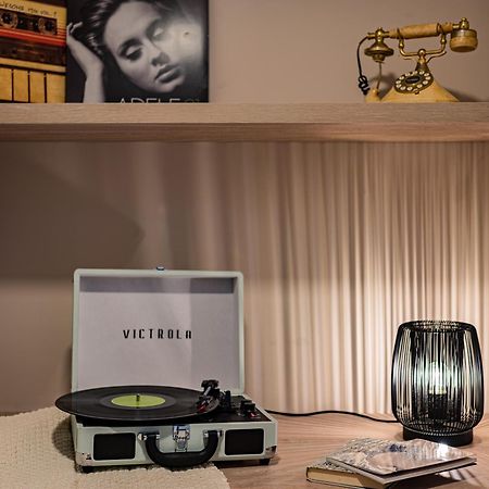 Tiny Desk By Vh Apartman Mexikóváros Kültér fotó